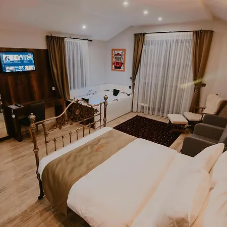 Copper House * ترابزون