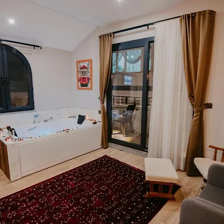 Copper House * ترابزون