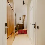 Copper House Apartment